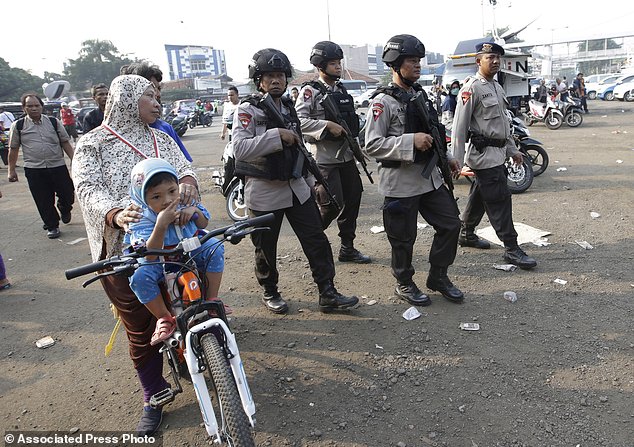 ISIS Klaim Bertanggung Jawab pada Bom Kampung Melayu